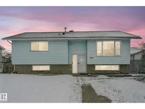 4824 48 ST, Gibbons - $350,000