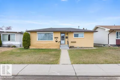 Interior photo 1 of 13424 81 ST NW