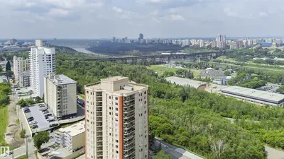 Interior photo 1 of #1701 10649 SASKATCHEWAN DR NW