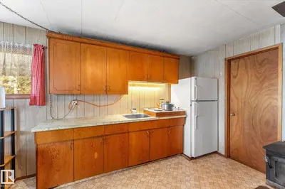 Interior photo 4 of #63 2304 TWP ROAD 522