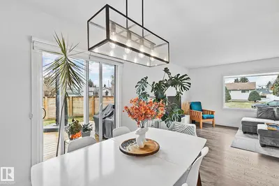 Interior photo 4 of 10315 47 ST NW