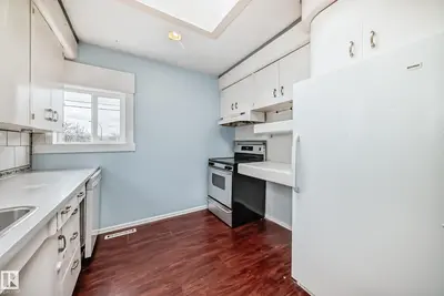 Interior photo 2 of 5204 112 AV NW