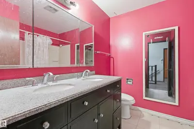 Interior photo 4 of 11211 77 AV NW