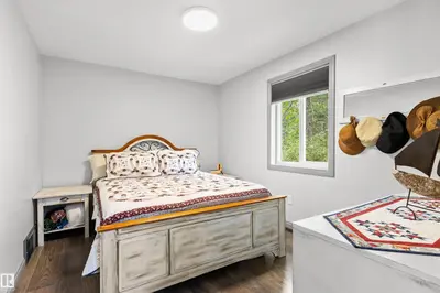 Interior photo 2 of 116 & 118 6 Street S