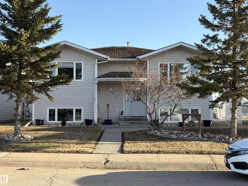 3711 42 Ave, Bonnyville Town - $389,900