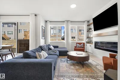 Interior photo 2 of 4928 KINNEY RD SW