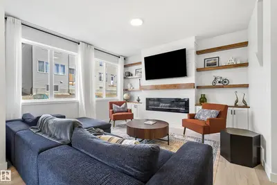 Interior photo 3 of 4928 KINNEY RD SW