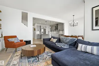 Interior photo 4 of 4928 KINNEY RD SW