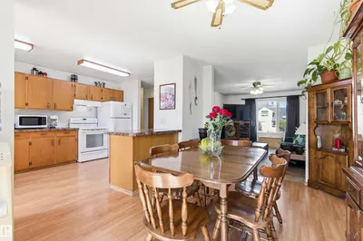 Interior photo 1 of 4509 46 AV