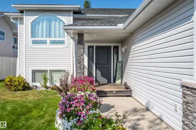 Interior photo 1 of 2607 6A AV