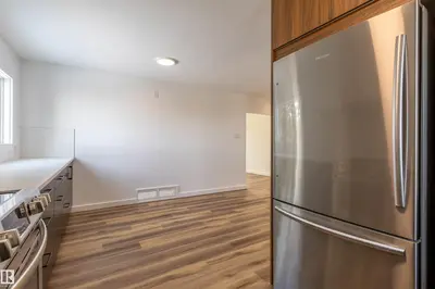 Interior photo 3 of 57308 Range Road 251