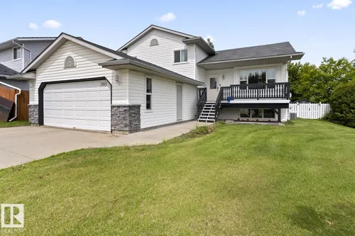 3802 51 AV, Cold Lake - $389,000
