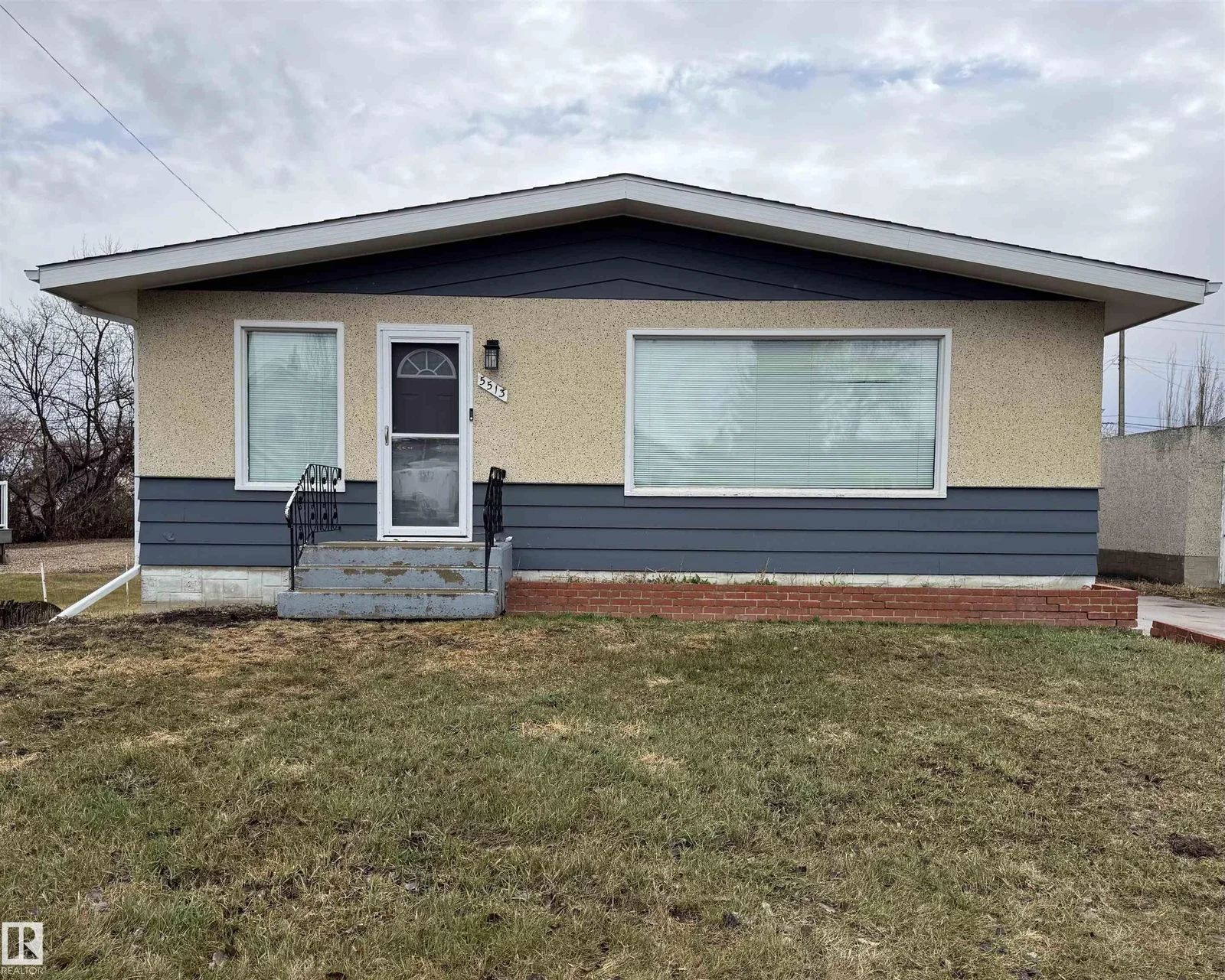 5513 49A ST, Vegreville - 3 bedroom Detached Single Family for sale