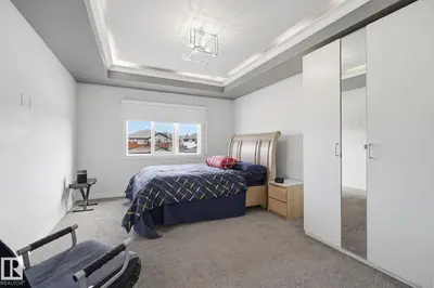 Interior photo 4 of 526 KLEINS CO