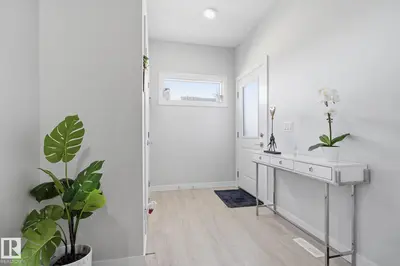 Interior photo 1 of 526 KLEINS CO