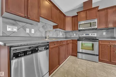 Interior photo 4 of #110 13825 155 NW