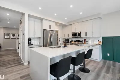 Interior photo 2 of 46 CHELLES WD