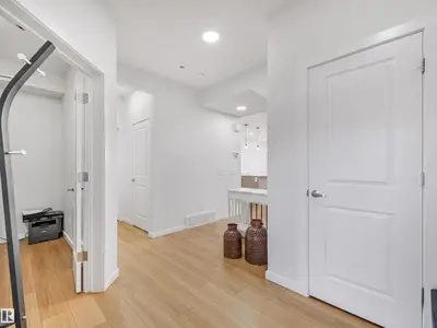 Interior photo 2 of 4324 HAWTHORN LANDING LD SW