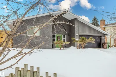 Interior photo 1 of 13 LORRAINE CR