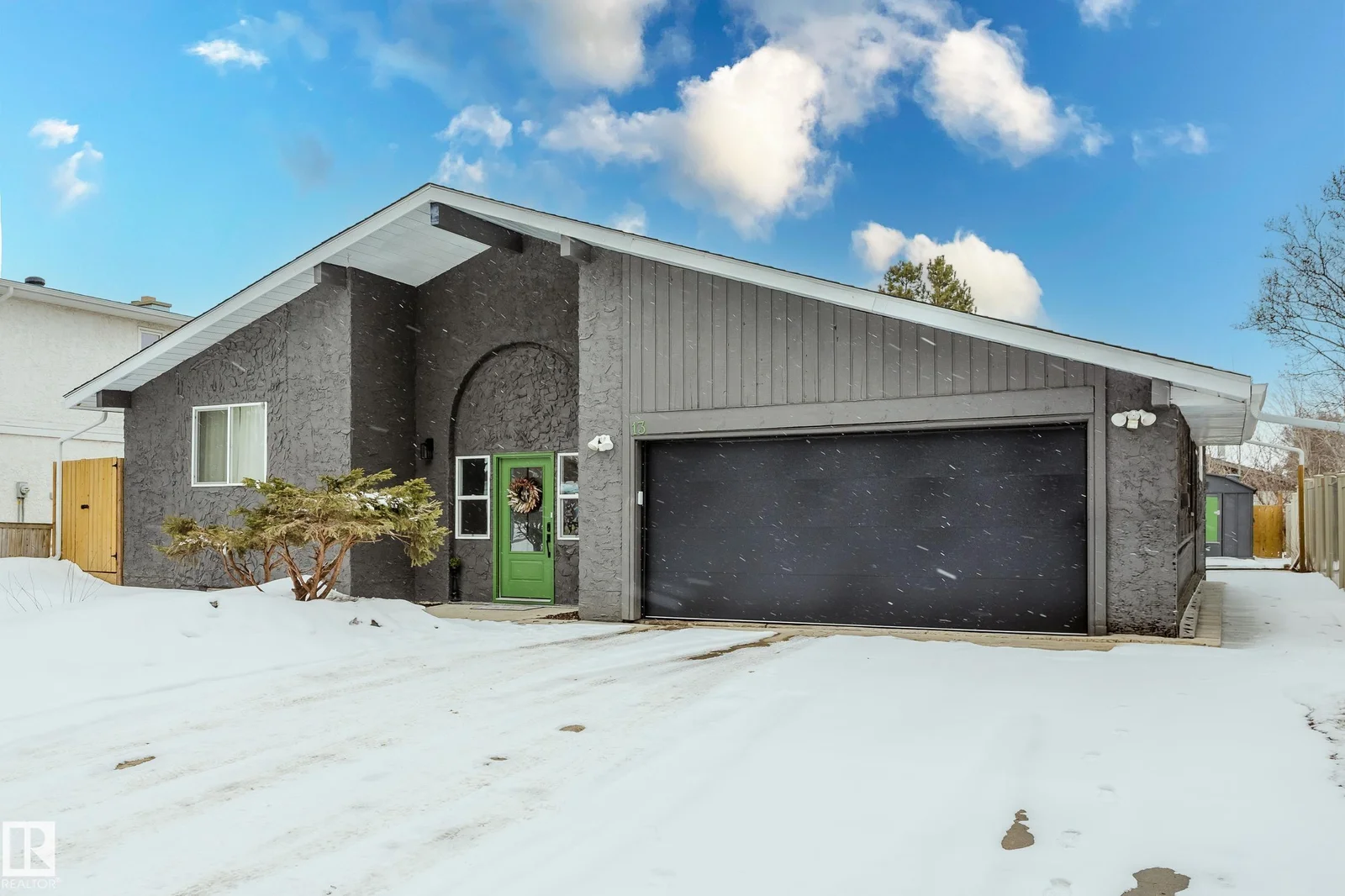 13 LORRAINE CR, St. Albert - 7 bedroom Detached Single Family for sale