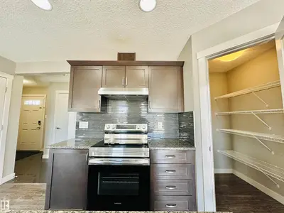 Interior photo 3 of 1655 HAMMOND CR NW