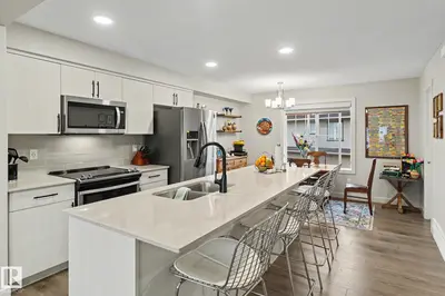 Interior photo 4 of #24 165 CY BECKER BLVD NW