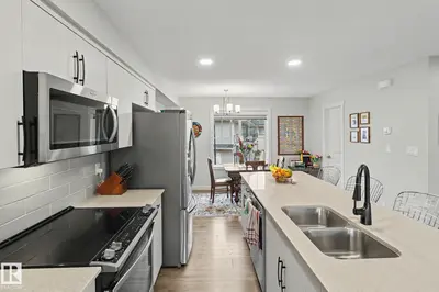 Interior photo 2 of #24 165 CY BECKER BLVD NW