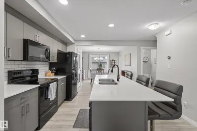 Interior photo 4 of 1096 CY BECKER RD NW