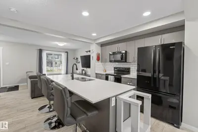 Interior photo 3 of 1096 CY BECKER RD NW