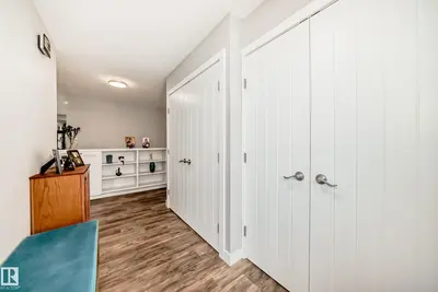 Interior photo 1 of #3 2 GEORGIAN WY