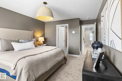 Interior photo 3 of 3195 ERLANGER WY NW