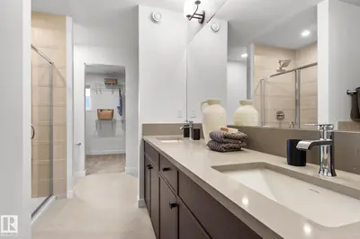 Interior photo 4 of 3195 ERLANGER WY NW