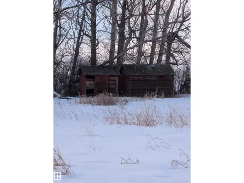 CENTRE STREET & RAILWAY AV, Rural Lamont County - $22,000