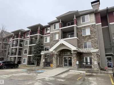 Interior photo 1 of #135 2096 BLACKMUD CREEK DR SW