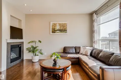 Interior photo 4 of 3843 AGAR GR SW