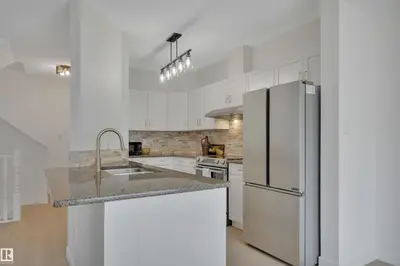 Interior photo 4 of #9 843 YOUVILLE DR W NW