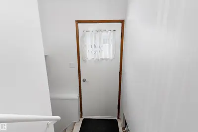 Interior photo 3 of 7123 DELWOOD RD NW