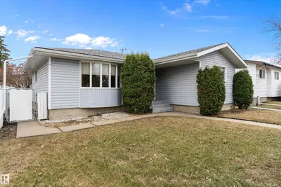 Interior photo 1 of 7123 DELWOOD RD NW