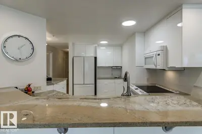 Interior photo 2 of #606 10108 125 ST NW