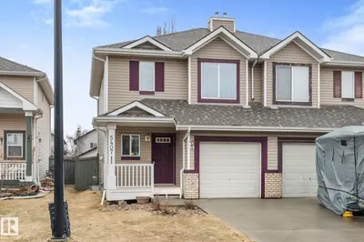 Interior photo 3 of 5407 204 ST NW