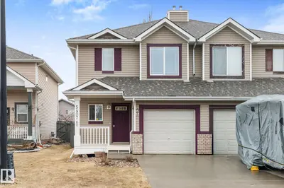 Interior photo 1 of 5407 204 ST NW