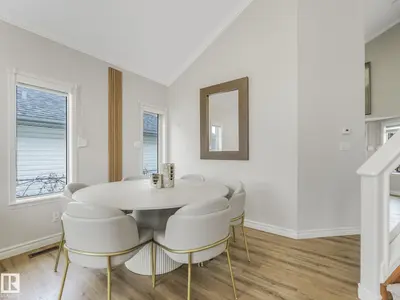 Interior photo 2 of 376 HOLLICK KENYON RD NW