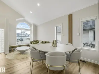 Interior photo 3 of 376 HOLLICK KENYON RD NW