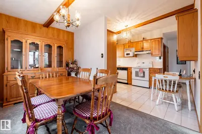 Interior photo 2 of 8612 68A ST NW