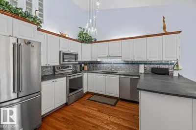 Interior photo 2 of #10 85 GERVAIS RD