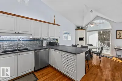 Interior photo 3 of #10 85 GERVAIS RD