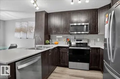 Interior photo 4 of 559 EBBERS WY NW