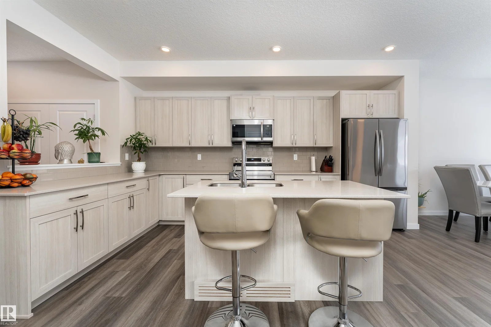 2120 MUCKLEPLUM CR SW, Edmonton - 4 bedroom Detached Single Family for sale