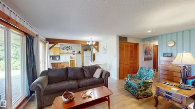 Interior photo 3 of 12 53026 RGE ROAD 43