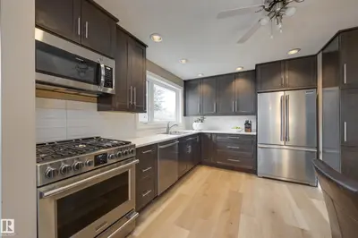 Interior photo 2 of 205 GROVELAND PL